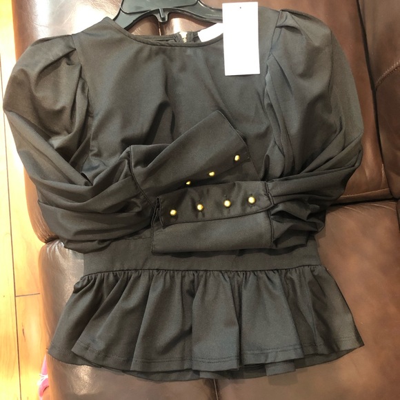 Top - Picture 2 of 6